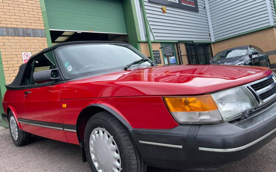 Beautiful Classic Saab 900i Convertible Looking The Part